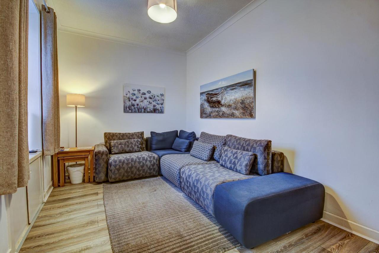 Garden Gate Upper Apartment Prestwick Esterno foto